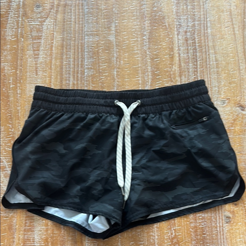 Vuori Lined Black Camo Women's Shorts